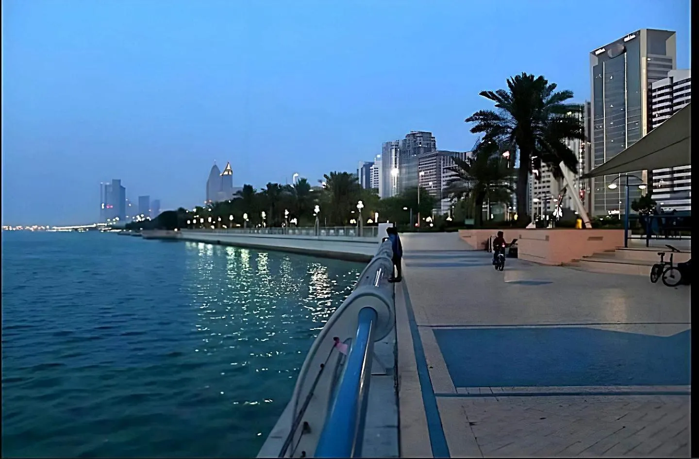 호스텔 Heart Of Abu Dhabi - Luxury Room 아랍에미리트
